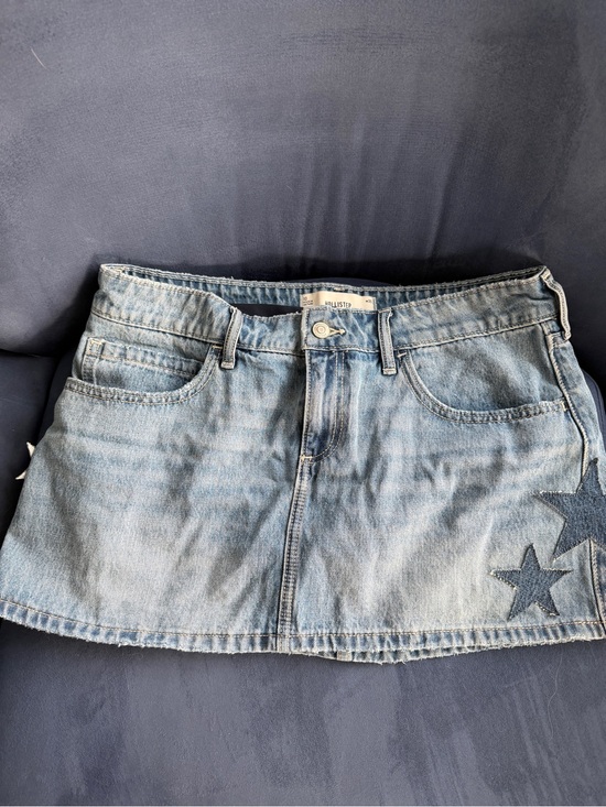 Hollister Dresses & Skirts - Hollister Light Wash Denim Mini Skirt with Star Patch